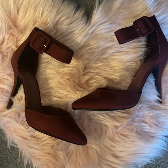 Burgundy woo heels - Picture 2 of 6